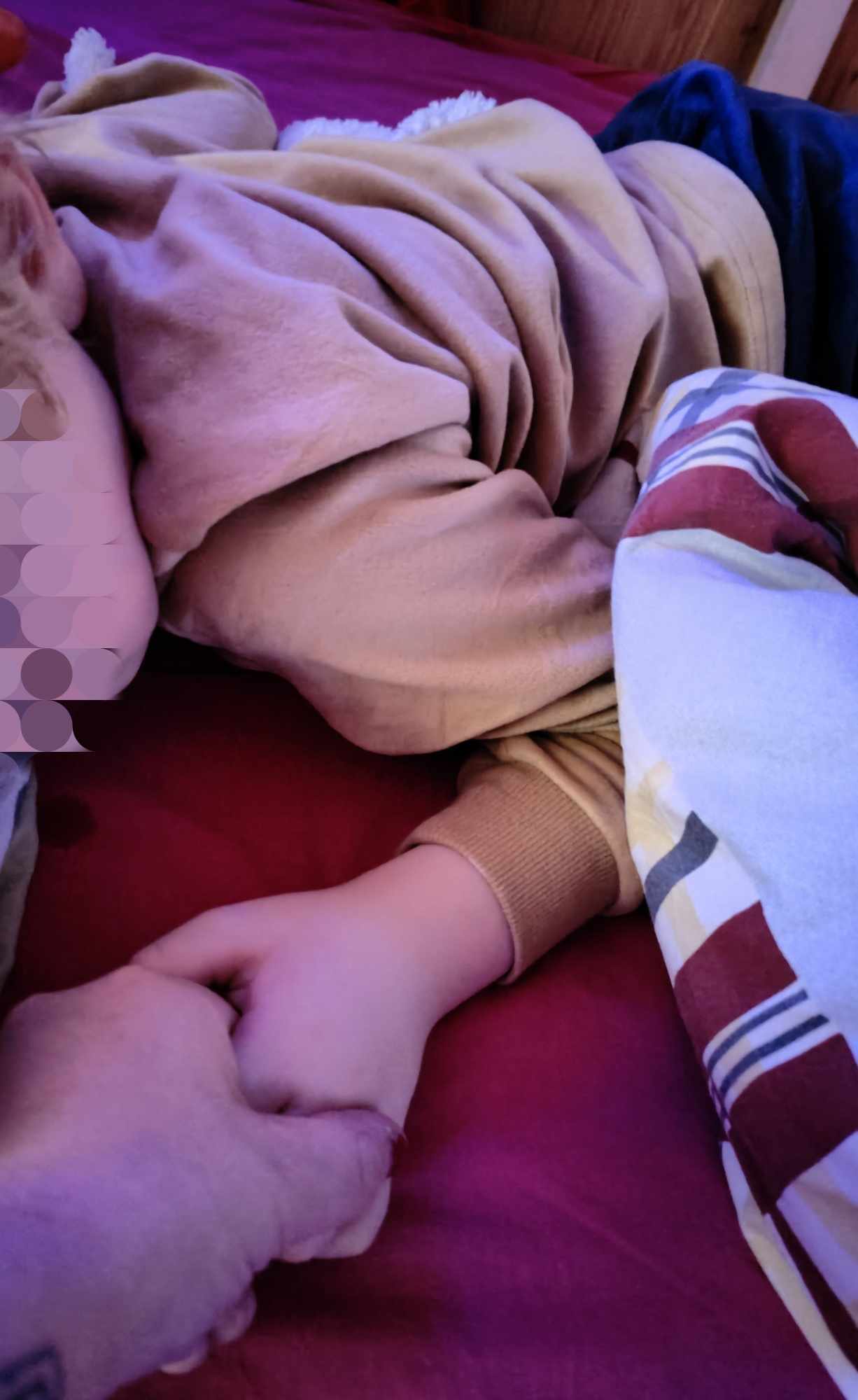 Äitiys ja miksei isyyskin – lahja, lupaus ja elämän suurin vastuu